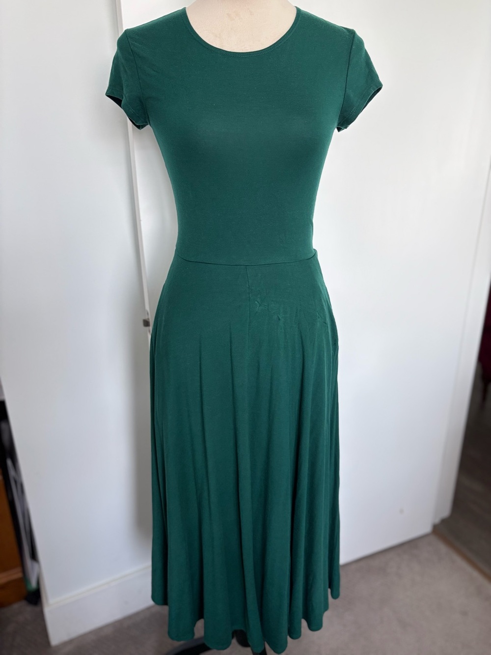 Reformation Gavin Dress Emerald Green Lyocell Midi Dress with Pockets Size S - Picture 6 of 10